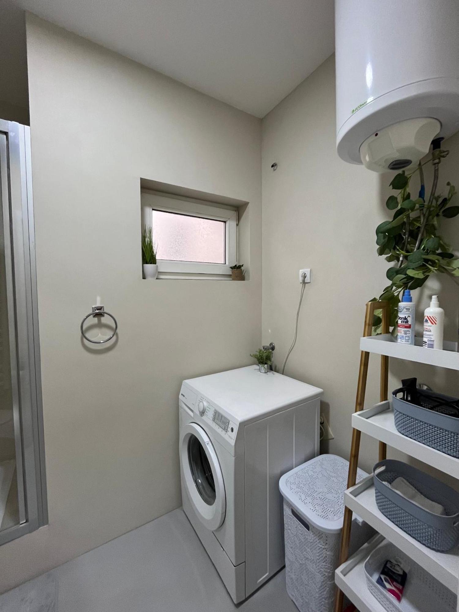 Apartment Vera With Free Garage Novi Sad Exterior photo